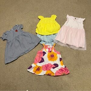 Carter’s Girl’s Summer Clothing Bundle (2 dresses, 1 Romper, 1 Top) Sz 18m